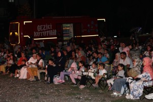“Ay Işığında Sinema Geceleri” Etkinliği Yaz Akşamlarına Renk Katıyor